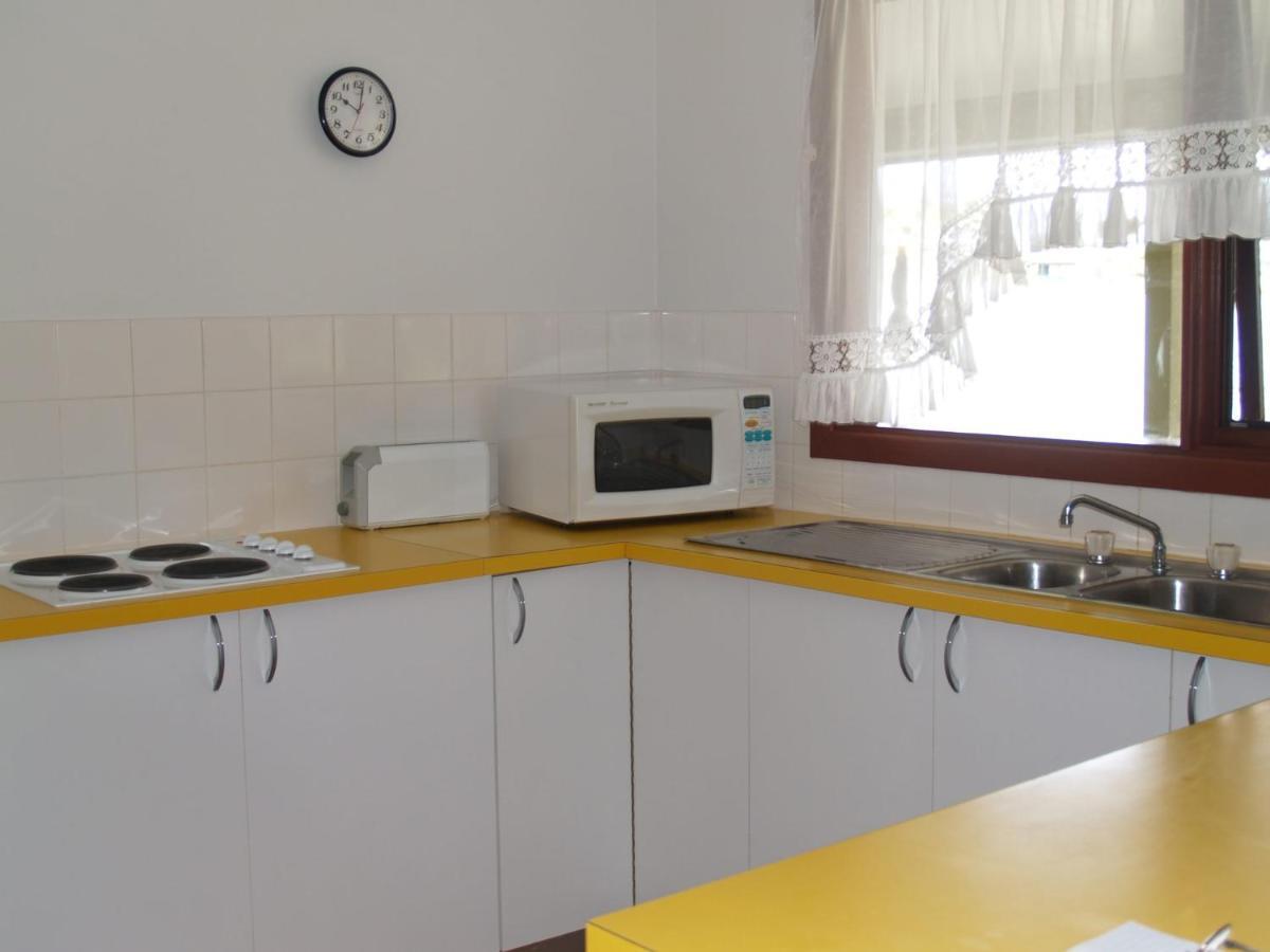 Rocky Beach Cottage 26 Pacific Drive พอร์ตแมคควอรี ห้อง รูปภาพ
